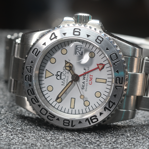 SW330-1 Sea Wolf GMT White Deposit